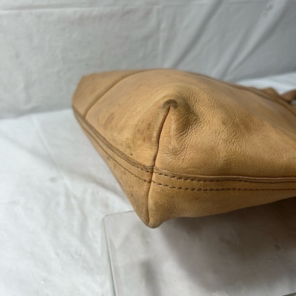 J.Jill Leather Scalloped Trim Tote Tan - Picture 9 of 13